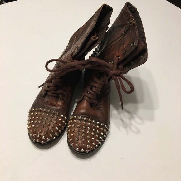 Steve Madden Tarnney Brown Leather Studded Combat Boots Size 7M - Picture 2 of 13